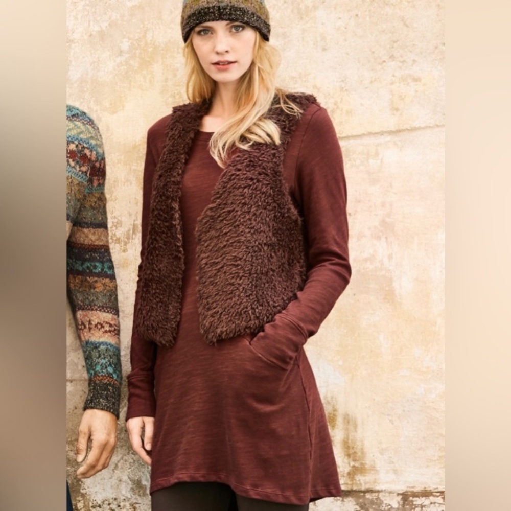🖤 NWT (BLACK) Peruvian Connection Sophia Tunic in Obsidian